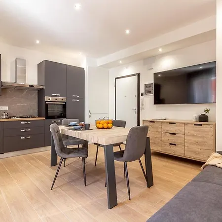 Apartment Lamagia *